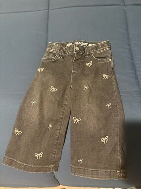 Cat & Jack Black Wide-Leg Jeans with Cream Bow Embroidery